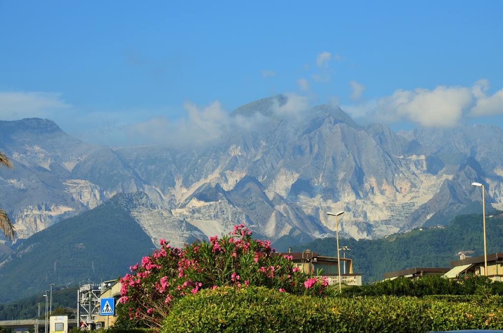 Villa Casa Lia Marina Di Carrara Exterior foto